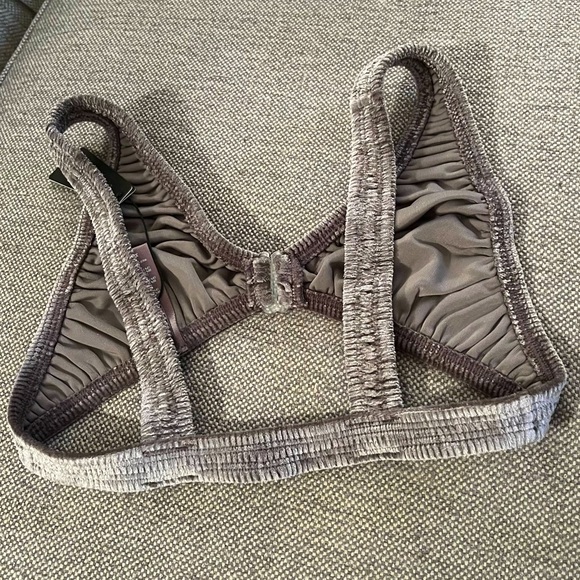 SKIMS Stretch Velvet Collection Bra Bralette in Amethyst - New with Tags! - Picture 4 of 15